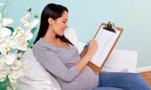¿Cómo se lleva a cabo el parto?  Embarazo y parto.  Cómo va el parto: precursores, períodos y alivio del proceso Rotura prematura de líquido amniótico